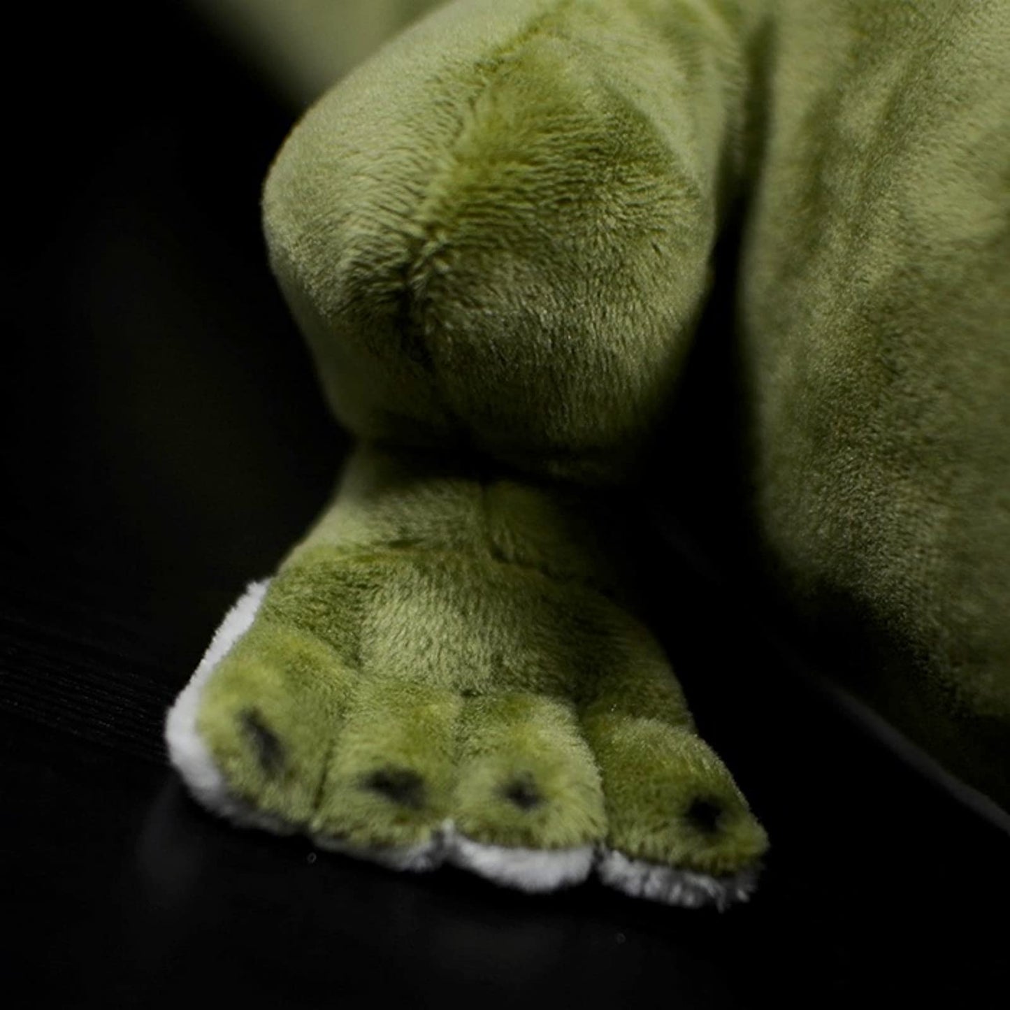 Lifelike Crocodile Stuffed Animal-Green 19.7",Crocodile Toy, Huge Stuffed Animals,Girl Toys,Gifts for Kids,Home Decor,Hugging Toy
